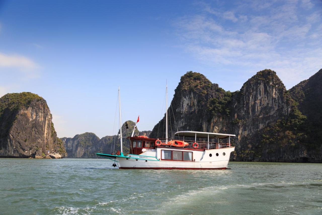 Emeraude Classic Cruises Ха Лонг Екстериор снимка