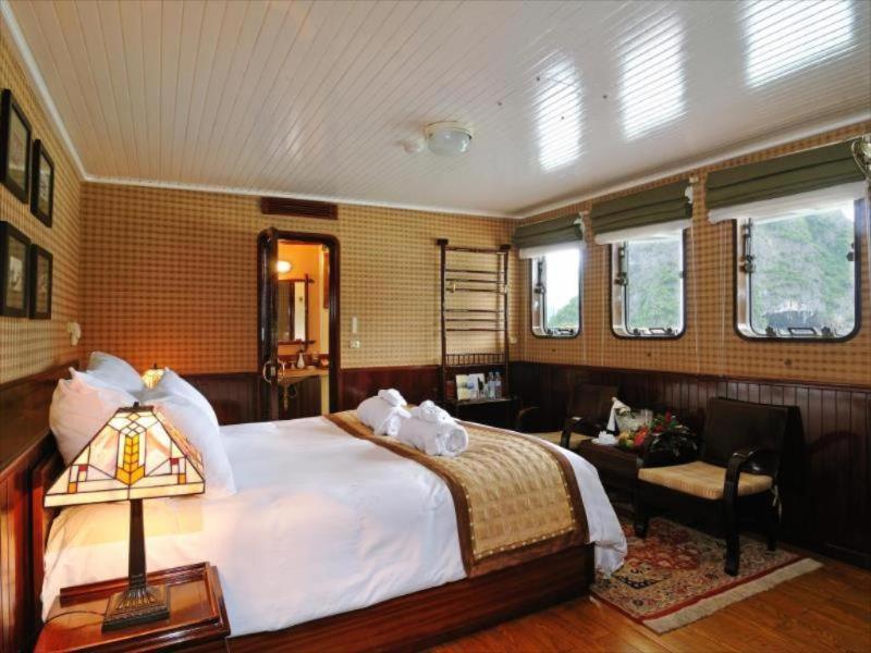 Emeraude Classic Cruises Ха Лонг Стая снимка