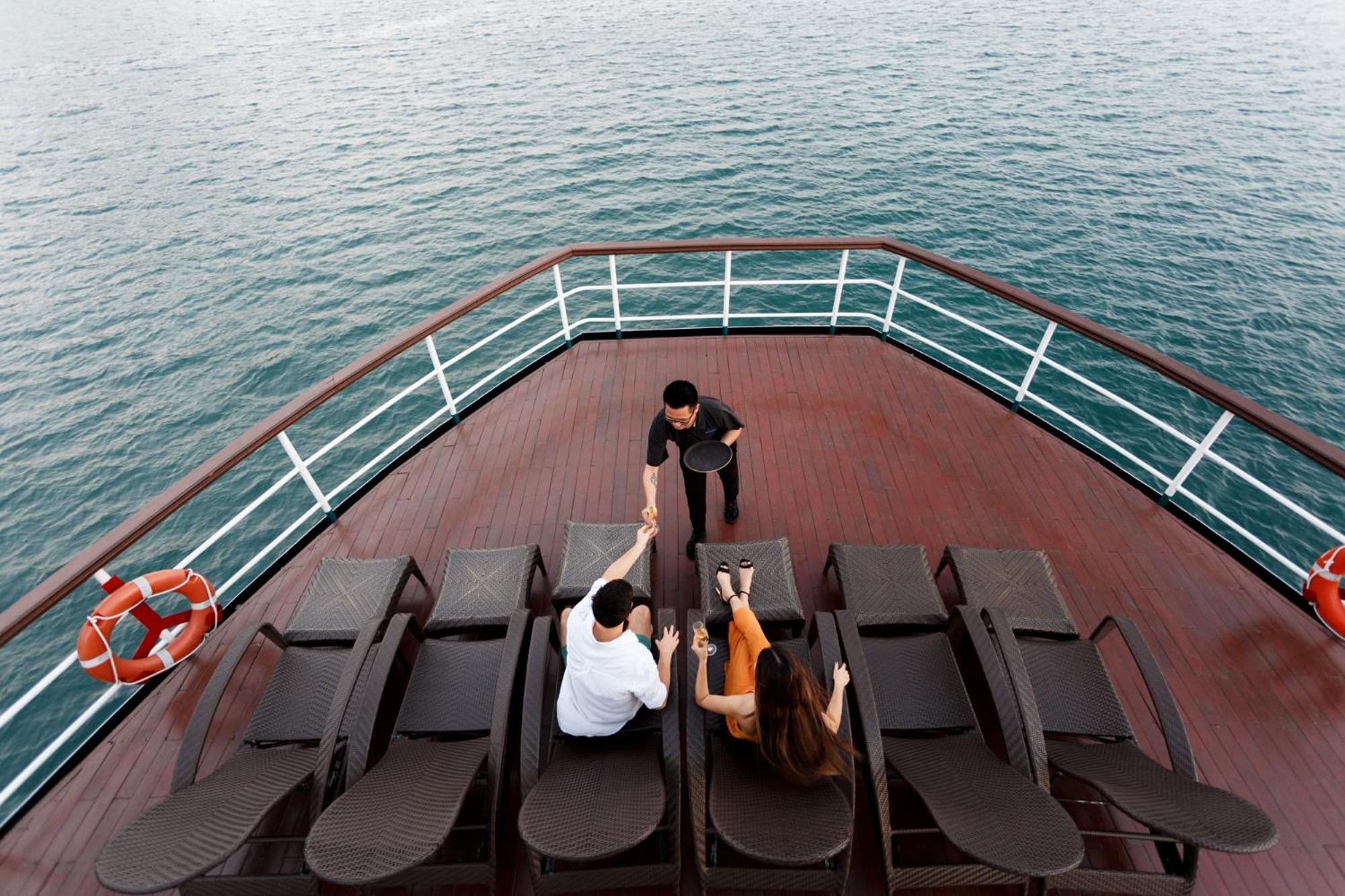 Emeraude Classic Cruises Ха Лонг Екстериор снимка